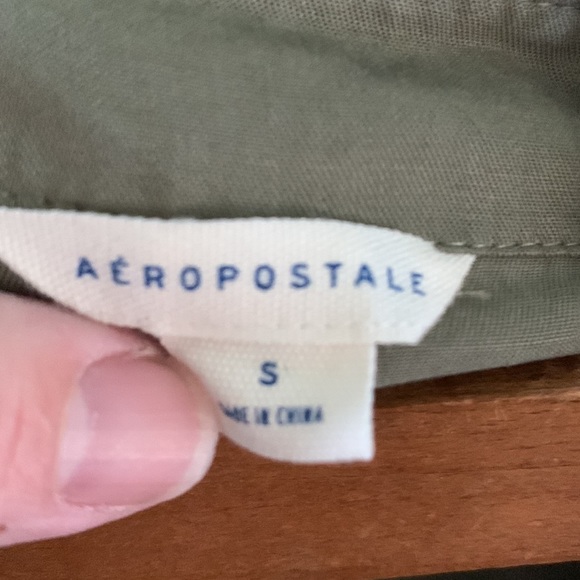 Aeropostale sz S button down top euc - just needs ironed 🤭 - Picture 3 of 4